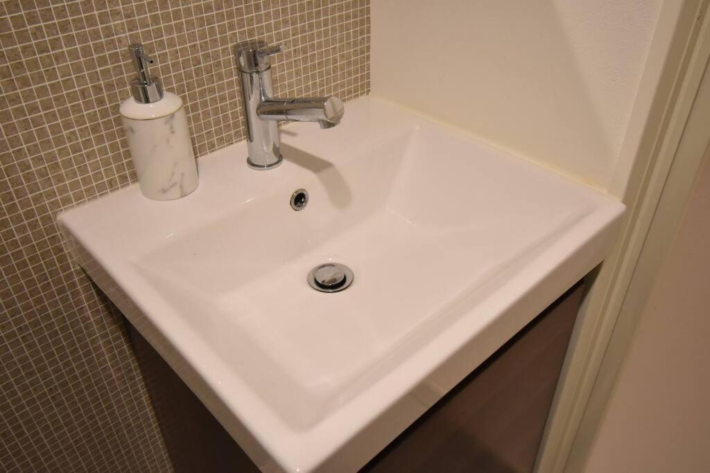Apartment 東駒形201 *